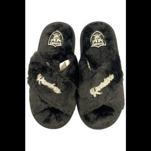 NFL Women's Fur Cross Team Slippers Raiders -